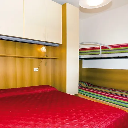 Lero Holiday home *